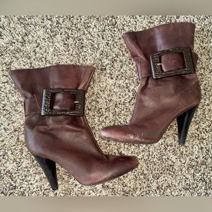 8.5B Jessica Simpson Brown Boots